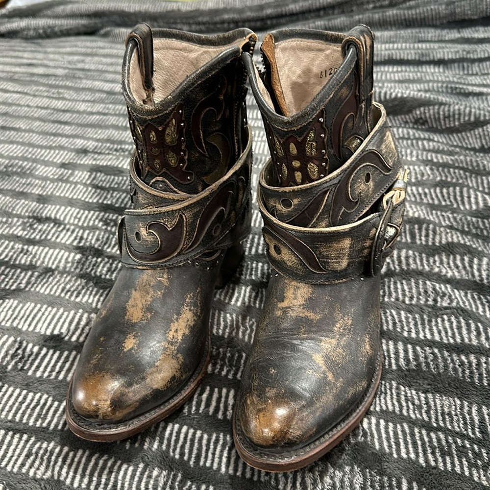 Freebird Tash RARE ankle bootie hardly used